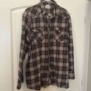 Flannel with snap buttons
